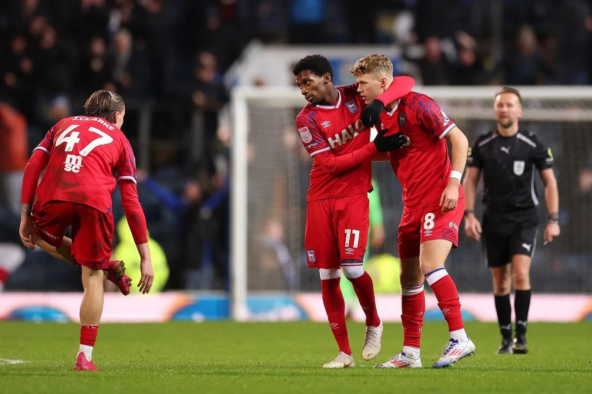 Fundo estatal do Arizona realiza mais-valia com venda de participação no Ipswich Town — Bloomberg