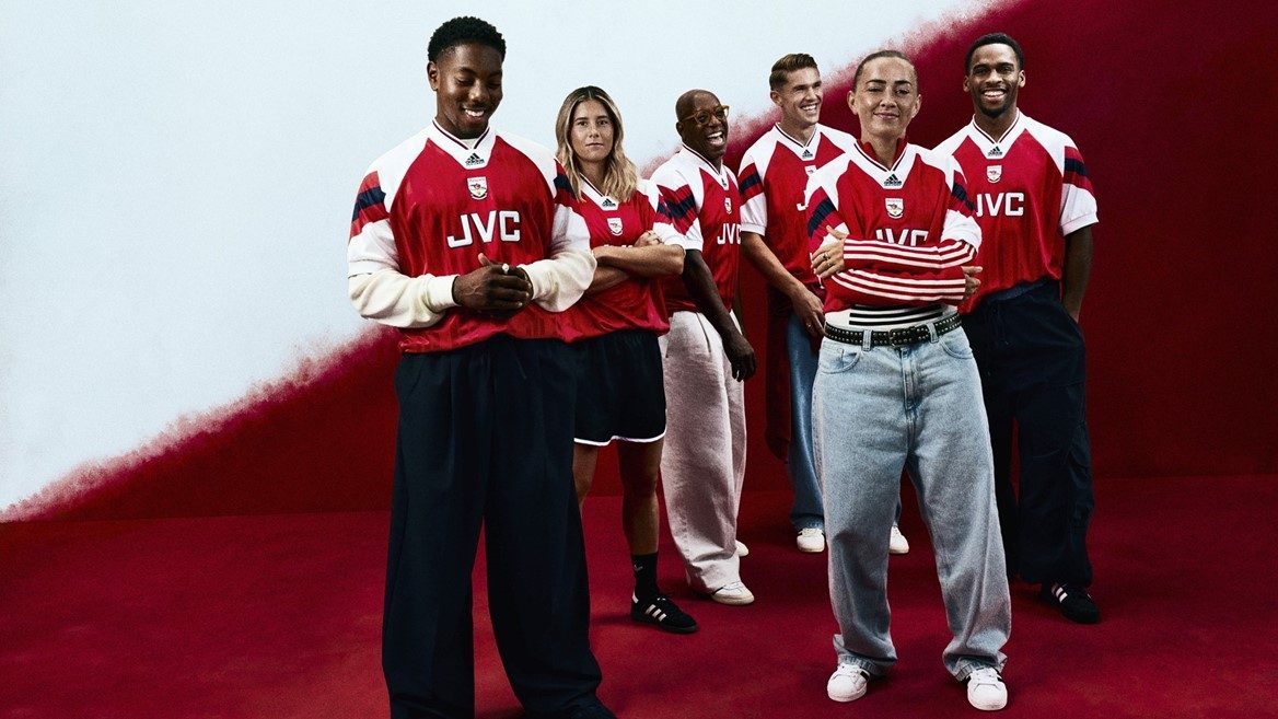 Adidas relança camisola icónica 1992–94 do Arsenal com coleção retro e ténis Gazelle — adidas