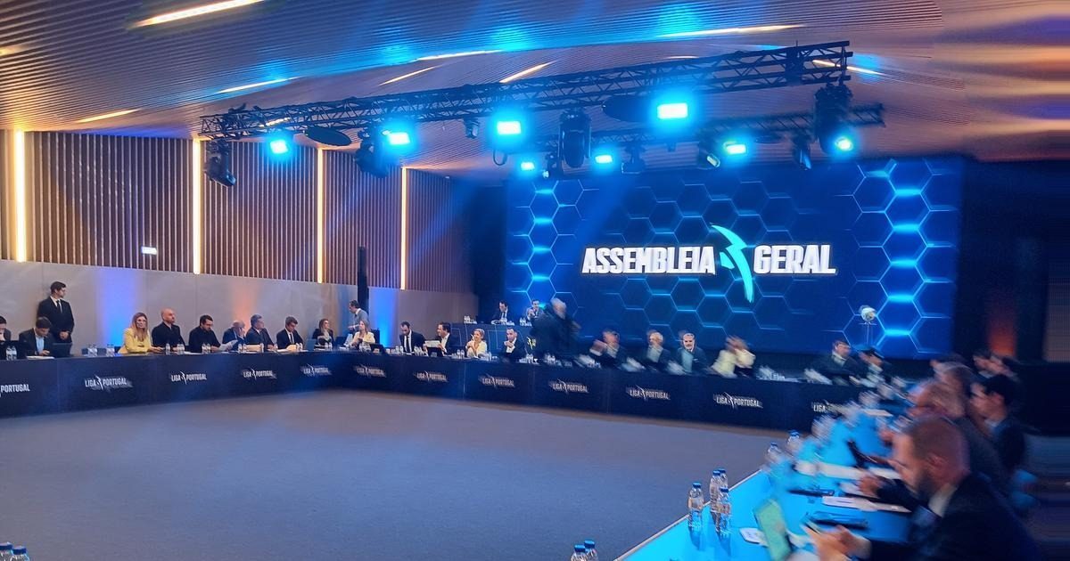 Clubes aprovam modelo de distribuição para a centralização dos direitos televisivos com 80% dos votos — A Bola 