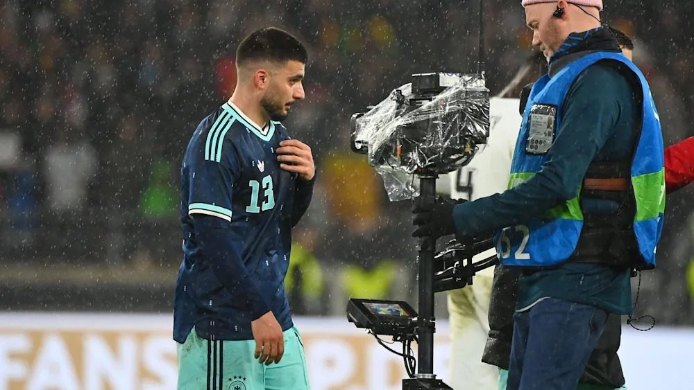 Federação Alemã lança plataforma própria de transmissão e retira jogos da Taça da Sky — Kicker (resumo)