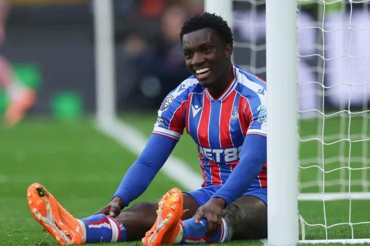 M&A no futebol europeu em 2025: menos mega-negócios, alcance mais global e domínio dos EUA — Football Benchmark