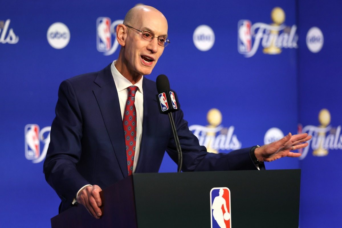 NBA Europa acelera negociações durante fim‑de‑semana da final do Mundial em Nova Iorque — City A.M. / Frank Dalleres