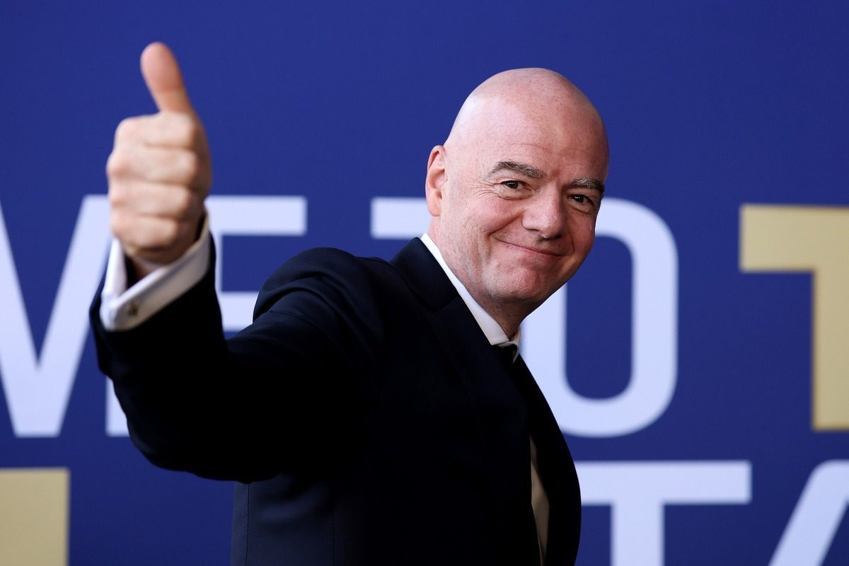 FIFA mantém plano para veículo comercial apesar de ameaça de boicote europeu aos Mundiais — City A.M. (Frank Dalleres)