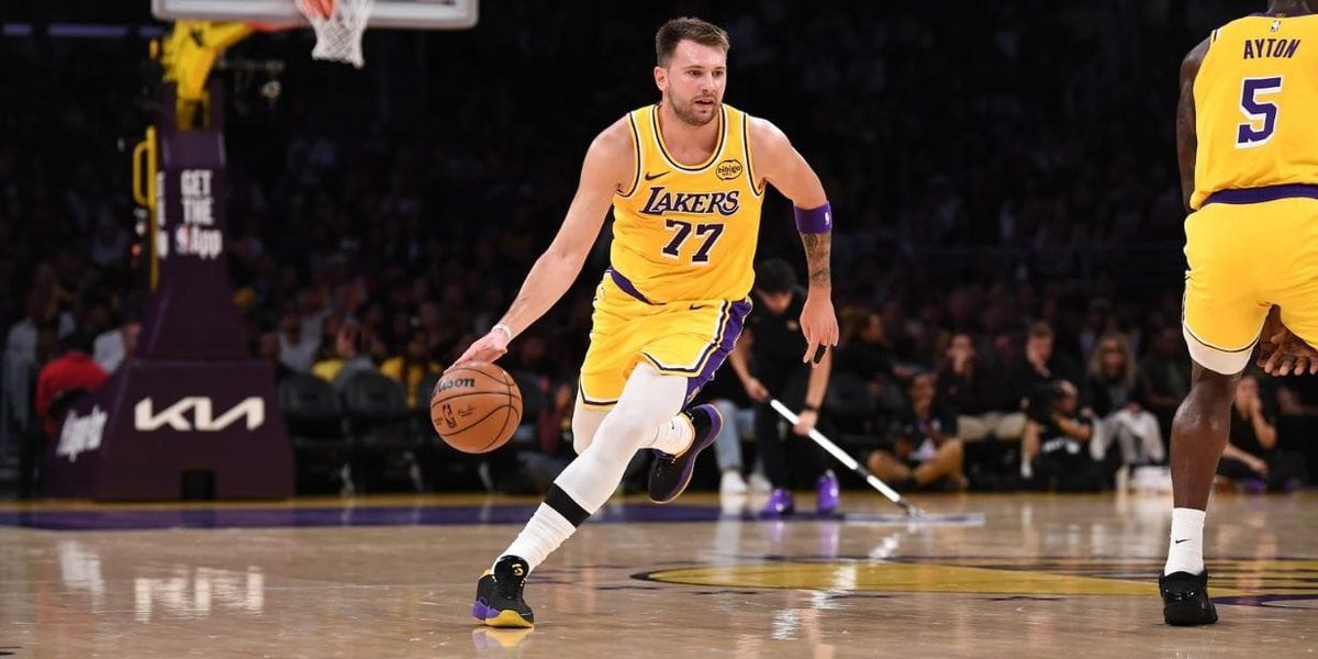 Venda dos Los Angeles Lakers por €10,72 mil M deverá inflacionar valuations e acelerar expansão da NBA — Máquina do Esporte (CNBC como base de avaliação)