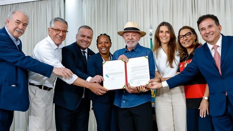 Lula sanciona lei que limita atletas não profissionais e impõe equipas femininas a clubes formadores — MKT Esportivo