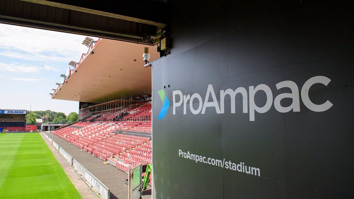 Lincoln City e Bradford City fecham ‘naming rights’ de estádio com empresas dos EUA — TheStadiumBusiness (Rob Ridley)
