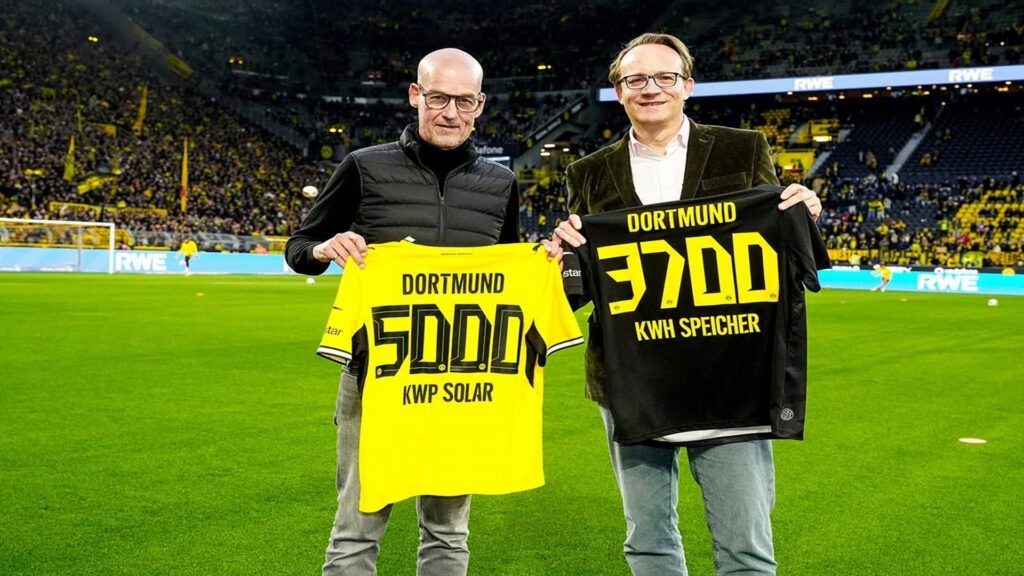 Borussia Dortmund e RWE põem em funcionamento bateria para armazenar energia solar no Signal Iduna Park — The Stadium Business