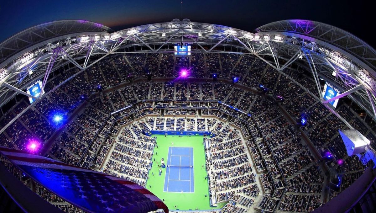 Patrocínio desportivo global deverá atingir 88,4 mil M€ em 2026 — 2Playbook / Fortune Business Insights / FIFA