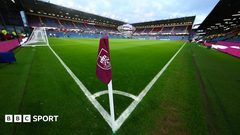 Dona do Burnley recebe aviso de possível cancelamento do registo por atraso nas contas