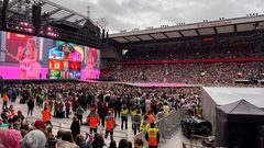 Liverpool ganha flexibilidade para realizar concertos em julho em Anfield