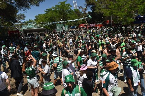 Quando a festa do futebol se torna premium