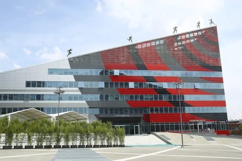 Milan fecha parceria com a DHL para acelerar logística e retalho global — Calcio e Finanza