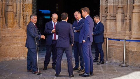 Goldman Sachs acelera venda do Sevilla FC e prepara lista curta; proposta da Mondo Sport Capital gerou ruído — ESTADIO Deportivo (não confirmado)