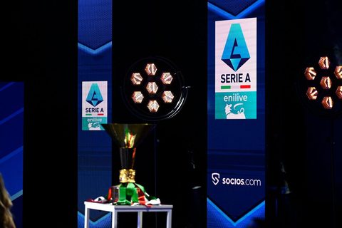 Serie A volta a sondar fundos para os direitos internacionais com venda minoritária até 49% — Calcio e Finanza via Reuters