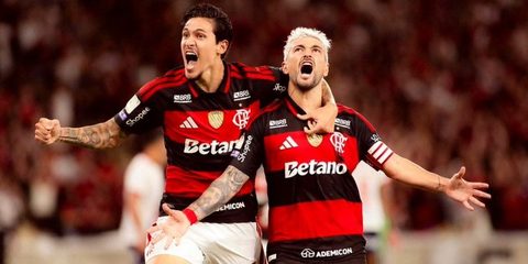 Flamengo dispara: patrocínios no equipamento valem €80,8 M; Corinthians e Palmeiras seguem atrás — Máquina do Esporte