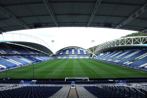 Huddersfield Town assume controlo do Accu Stadium e prepara projecto imobiliário de longo prazo — The Athletic