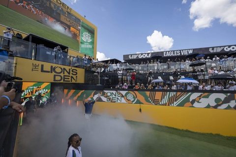LIV Golf entra em falência com perdas de $5 mil milhões — impacto e lições para o desporto financiado por fundos soberanos — The Athletic (NYT)