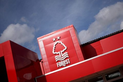 Nottingham Forest enfrenta críticas por não financiar licenças de estacionamento na ampliação de €931 milhões — City AM