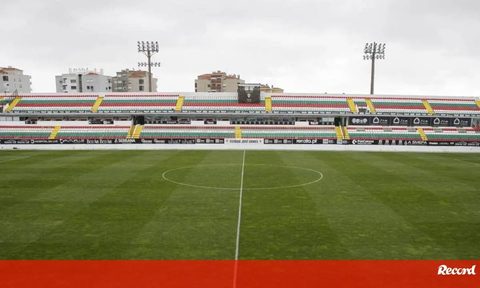 Estrela da Amadora entra em PER com dívida provisória de 25,4 M€ e credores a reclamar 34,5 M€ — Record