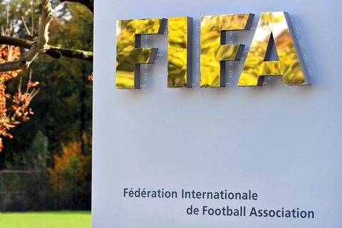 Tribunal da UE coloca travão a regras da FIFA para agentes: tetos, licenças e contactos sob escrutínio — Calcio e Finanza