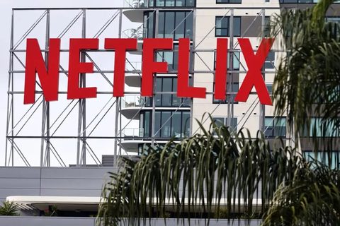 Netflix avalia entrar no futebol com jogo global da Liga dos Campeões a partir de 2027 — Calcio e Finanza / The Times