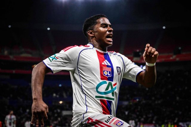 “Efeito Endrick” impulsiona recordes de audiência da Ligue 1 na CazéTV — Folha de S.Paulo — coluna Outro Canal (Gabriel Vaquer)