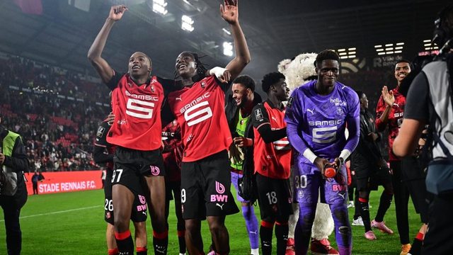 Mercado de janeiro acelera aposta em adolescentes e revaloriza “potencial” — Off The Pitch