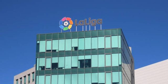 LaLiga projeta 157 M$ em patrocínios em 2025/26 e consolida receitas audiovisuais — Mundo Deportivo / GlobalData