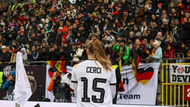 Euro 2029 feminina na Alemanha quer lucro — e legado — DW / Jonathan Harding
