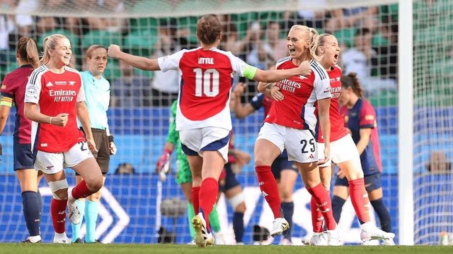 Domínio anglo-saxónico no mercado global de transferências do futebol feminino — 2Playbook