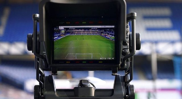 LaLiga prepara novo ciclo de direitos com ‘El Clásico’ como alavanca para disputar Movistar Plus+ e DAZN — 2Playbook