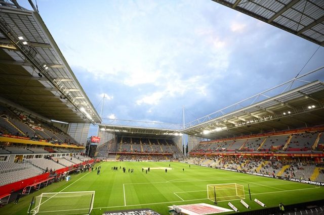 RC Lens compra o Stade Bollaert-Delelis por 27 M€, sem “naming” por 20 anos — L'Équipe (Nathan Gourdol)