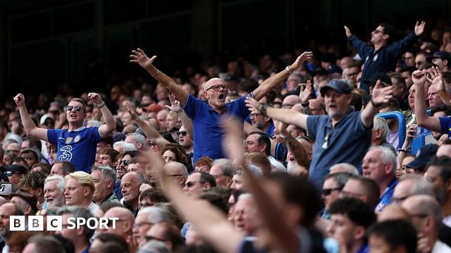 Chelsea sob pressão dos adeptos por aumentos de bilhetes e combate à revenda — BBC Sport (Nizaar Kinsella)