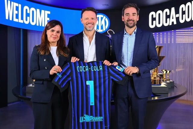 Inter fecha parceria trienal com a Coca‑Cola; Powerade assegura bebida desportiva oficial — Calcio e Finanza