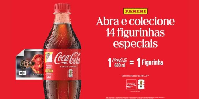 Coca-Cola ativa parceria com a Panini para distribuir cromos do Mundial 2026 nas garrafas — Máquina do Esporte