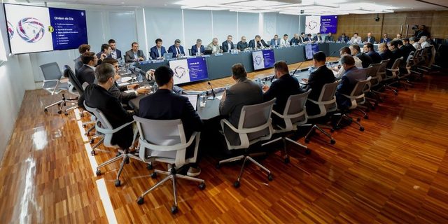 Série B 2026 terá pacote fragmentado: Disney lidera exclusividades; Globo, RedeTV!, Xsports, Goat e SportyNet completam grelha — Máquina do Esporte