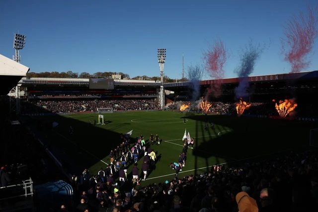 Crystal Palace assegura financiamento liderado pelo Goldman Sachs para ampliar o Selhurst Park — Calcio e Finanza / Bloomberg