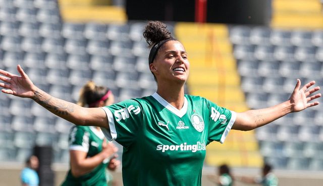 Palmeiras vende 80% de Amanda Gutierres por €0,94 M — recorde no futebol feminino brasileiro — Times Brasil / Felipe Pjevac