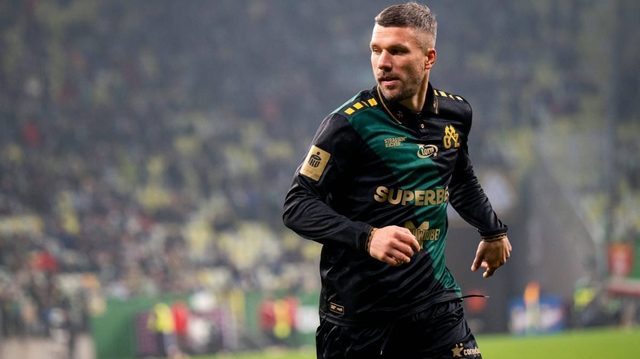 Lukas Podolski torna-se investidor de referência no Górnik Zabrze — kicker