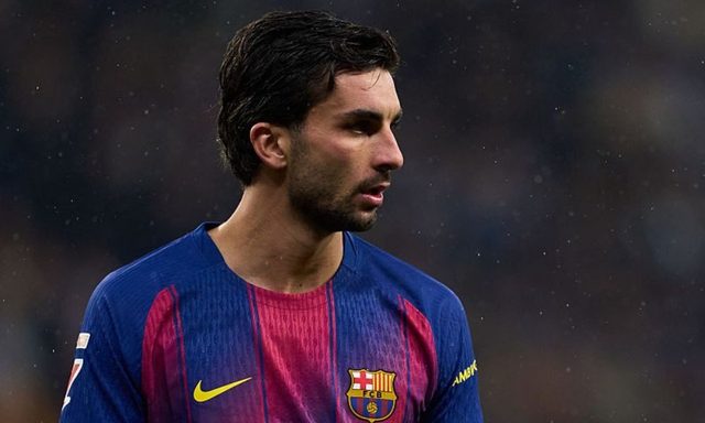 Barcelona rescinde patrocínio da ZKP após dois meses, citando incumprimento contratual — SportsPro (Josh Sim)