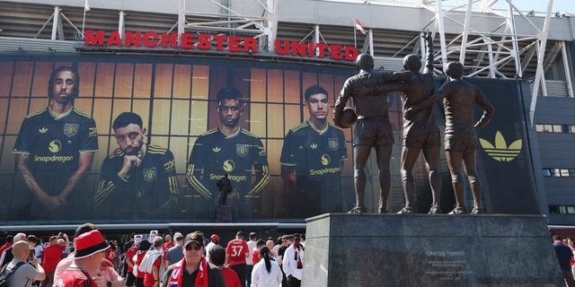Manchester United enfrenta buraco comercial e acelera correção estratégica: cláusula da Adidas e patrocínios em falta custam milhões — The Athletic (via The New York Times)