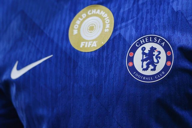 Chelsea fecha mangas com a FPT e acelera escolha do patrocinador principal — The Athletic (Simon Johnson)