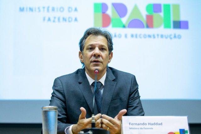 Governo brasileiro recua e mantém imposto sobre apostas em 12% no GGR — MKT Esportivo