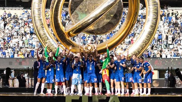 PwC traça tendências para 2026: adepto mais digital, IA no centro e direitos partilhados — Palco23 / Mundo Deportivo (conteúdo parcial)