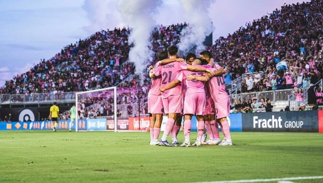 MLS lança “Saturday Showdown” com Walmart e ativa captação “Shot on iPhone” nas transmissões da Apple — 2Playbook