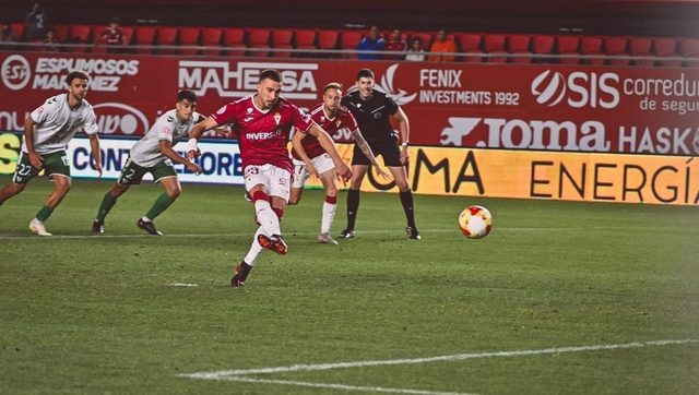 RFEF redesenha modelo de transmissão da Primeira Federação com M+, autonómicas e possível entrada da DAZN — 2Playbook (Jabier Izquierdo)